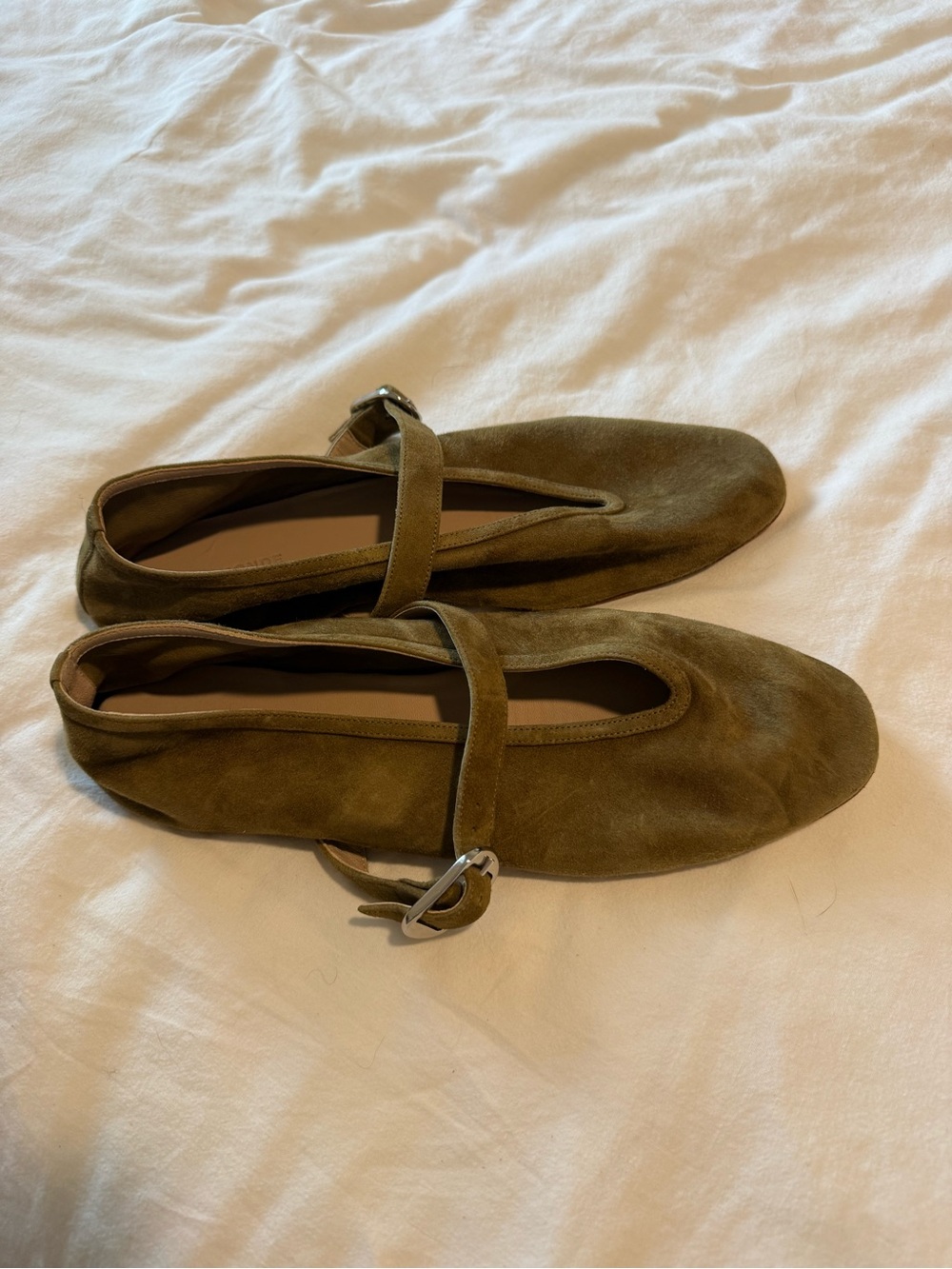 Le Monde Beryl Stella Suede Flats